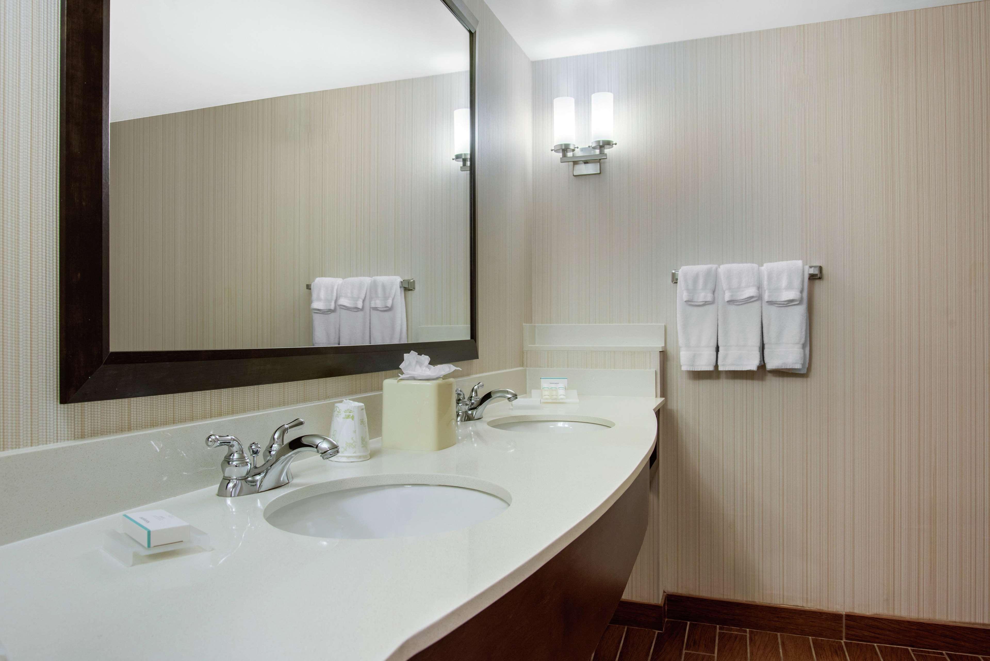Hilton Garden Inn Portland Airport Exteriér fotografie
